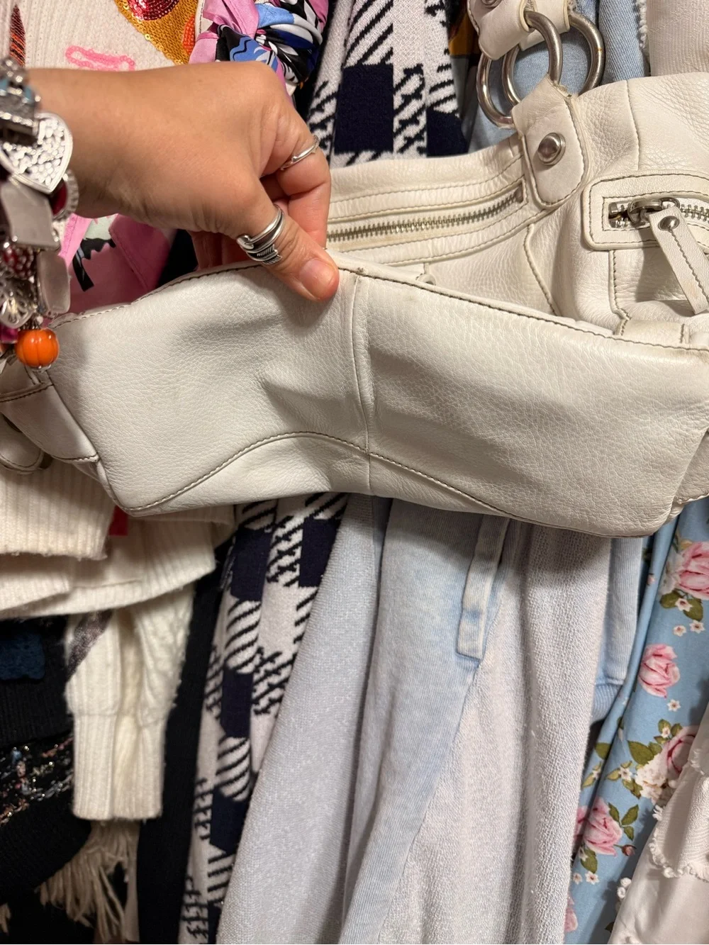 b. makowsky White Leather Shoulder Bag with Silver Hardware